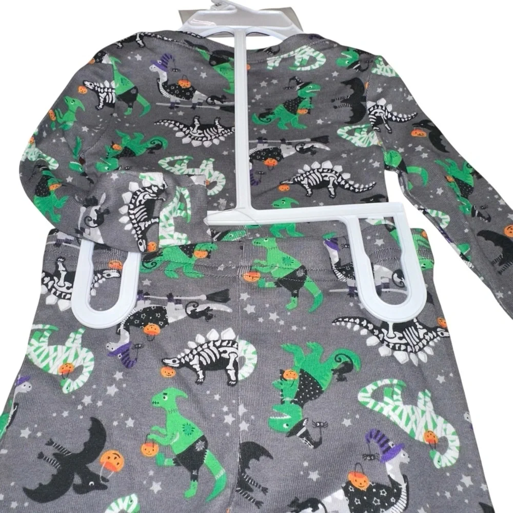 Tommy Bahama 2-Piece Gray and Green Halloween Pajamas with Dinosaurs‎ 12 Months